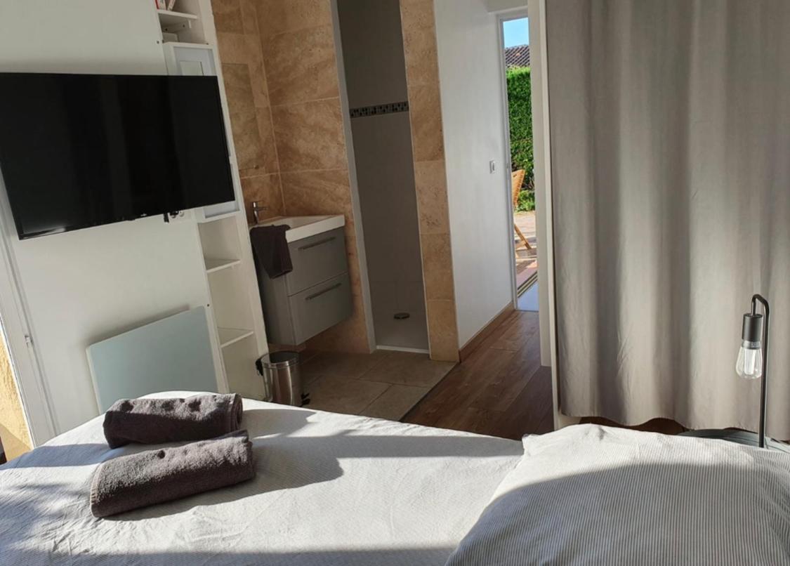 Villa au calme avec piscine privative Bormes-les-Mimosas Extérieur photo